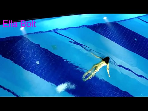 ❤️ Jeg kan ikke stoppe med at se, ung blondine fanget i at svømme nøgen i ELLA BOLT resort pool ❤ Porno at da.shufflesex-com.ru ❤